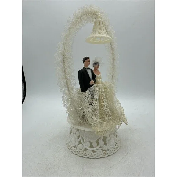 Wedding Cake Topper Bride Groom Lace Bell 1950s Vintage - Picture 13 of 16